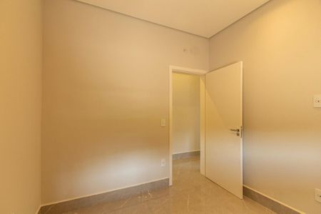 Casa de condomínio para alugar com 237m², 4 quartos e 6 vagasSuíte 