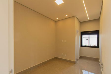 Casa de condomínio para alugar com 237m², 4 quartos e 6 vagasSuíte 4