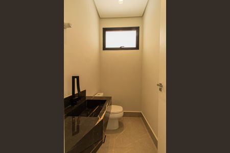 Casa de condomínio para alugar com 237m², 4 quartos e 6 vagasLavabo da Sala