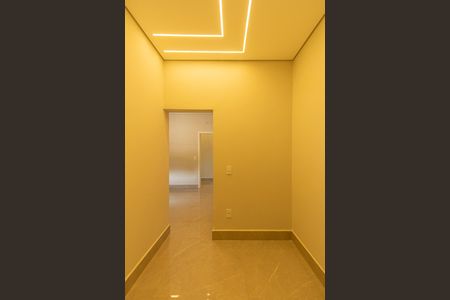 Casa de condomínio para alugar com 237m², 4 quartos e 6 vagasCloset Suíte 