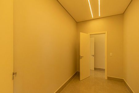 Casa de condomínio para alugar com 237m², 4 quartos e 6 vagasCloset Suíte 3