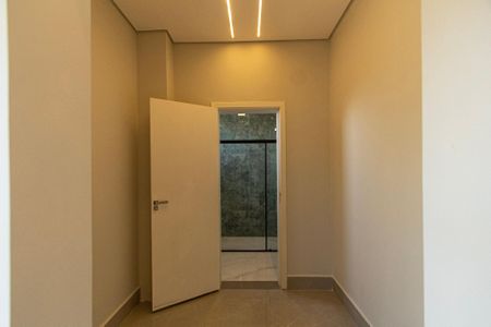 Casa de condomínio para alugar com 237m², 4 quartos e 6 vagasCloset Suíte 2