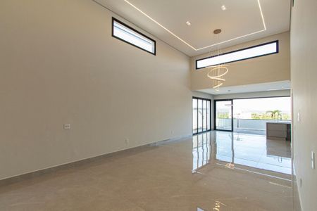 Casa de condomínio para alugar com 237m², 4 quartos e 6 vagasSala