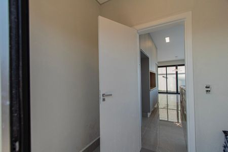 Casa de condomínio para alugar com 237m², 4 quartos e 6 vagasÁrea de Serviço