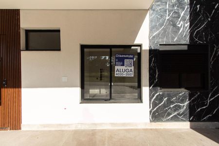 Casa de condomínio para alugar com 237m², 4 quartos e 6 vagasPlaca