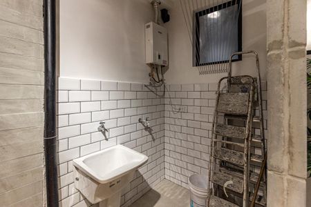 Apartamento à venda com 150m², 3 quartos e 1 vagaÁrea de Serviço