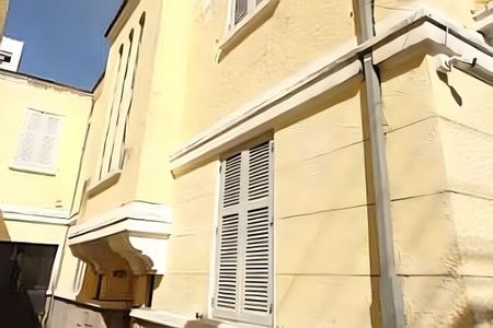 Casa à venda com 248m², 6 quartos e sem vaga