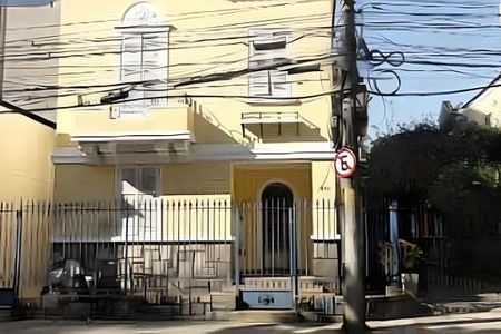 Casa à venda com 248m², 6 quartos e sem vaga