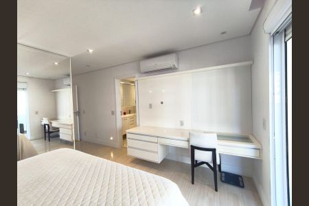 Apartamento à venda com 268m², 4 quartos e 4 vagasSuíte 2