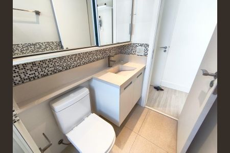 Apartamento à venda com 268m², 4 quartos e 4 vagasBanheiro da Suíte 4