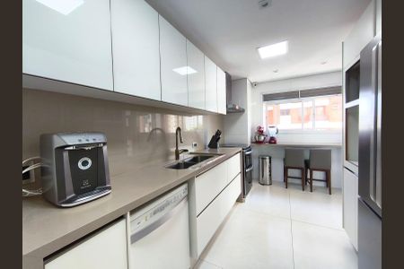 Apartamento à venda com 268m², 4 quartos e 4 vagasCozinha