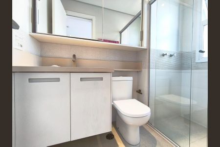 Apartamento à venda com 268m², 4 quartos e 4 vagasBanheiro da Suíte 3
