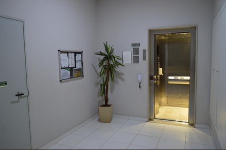 Apartamento à venda com 268m², 4 quartos e 4 vagasElevador de Serviço