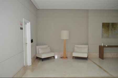 Apartamento à venda com 268m², 4 quartos e 4 vagasHall