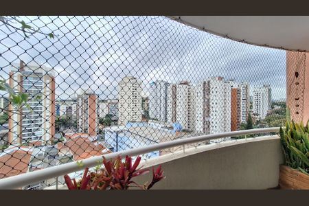 Apartamento à venda com 96m², 3 quartos e 2 vagasVaranda