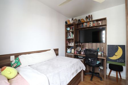 Apartamento à venda com 96m², 3 quartos e 2 vagasQuarto 2