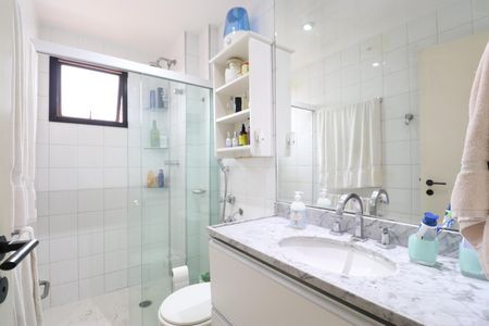 Apartamento à venda com 96m², 3 quartos e 2 vagasBanheiro da Suíte