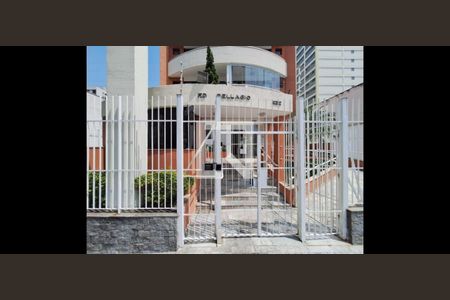 Apartamento à venda com 96m², 3 quartos e 2 vagasFachada