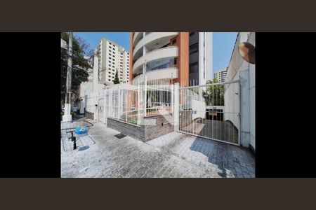 Apartamento à venda com 96m², 3 quartos e 2 vagasFachada