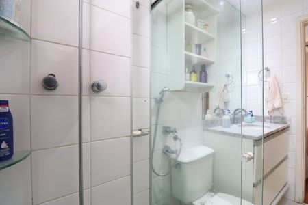 Apartamento à venda com 96m², 3 quartos e 2 vagasBanheiro da Suíte