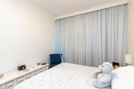 Apartamento à venda com 209m², 3 quartos e 2 vagas Apartamento à venda com 209m², 3 quartos e 2 vagasQuarto 3