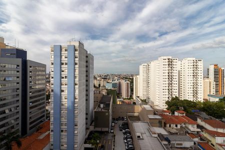 Apartamento à venda com 209m², 3 quartos e 2 vagas Apartamento à venda com 209m², 3 quartos e 2 vagasVista da Sala de TV