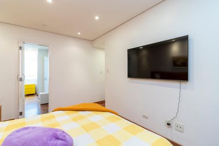 Apartamento à venda com 209m², 3 quartos e 2 vagas Apartamento à venda com 209m², 3 quartos e 2 vagasSuíte