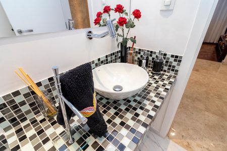 Apartamento à venda com 209m², 3 quartos e 2 vagas Apartamento à venda com 209m², 3 quartos e 2 vagasLavabo Sala de Jantar