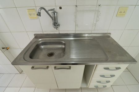 Apartamento para alugar com 50m², 2 quartos e 1 vaga Apartamento para alugar com 50m², 2 quartos e 1 vagaCozinha e Área de Serviço