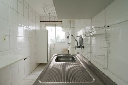 Apartamento para alugar com 50m², 2 quartos e 1 vaga Apartamento para alugar com 50m², 2 quartos e 1 vagaCozinha e Área de Serviço