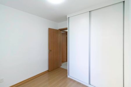 Apartamento à venda com 172m², 3 quartos e 2 vagas Apartamento à venda com 172m², 3 quartos e 2 vagasQuarto 2