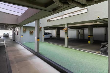 Apartamento à venda com 172m², 3 quartos e 2 vagas Apartamento à venda com 172m², 3 quartos e 2 vagasEntrada