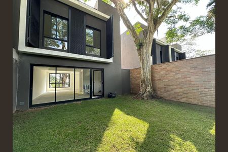 Casa à venda com 250m², 3 quartos e 3 vagas Casa à venda com 250m², 3 quartos e 3 vagasFoto 08