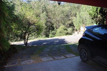 Casa de condomínio para alugar com 323m², 4 quartos e 5 vagasGaragem