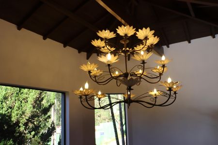 Casa de condomínio para alugar com 323m², 4 quartos e 5 vagasEntrada