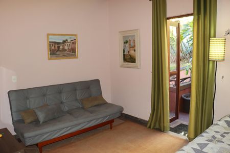 Casa de condomínio para alugar com 323m², 4 quartos e 5 vagasSuíte 3