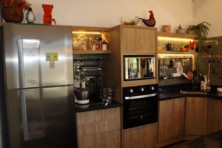 Casa de condomínio para alugar com 323m², 4 quartos e 5 vagasCozinha