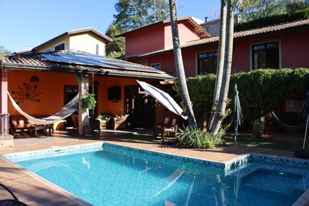 Casa de condomínio para alugar com 323m², 4 quartos e 5 vagasÁrea Externa