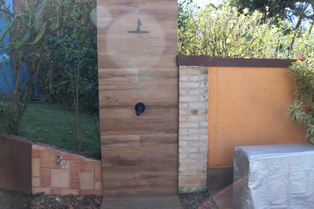 Casa de condomínio para alugar com 323m², 4 quartos e 5 vagasÁrea Externa