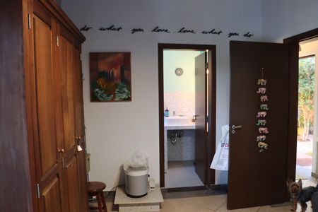 Casa de condomínio para alugar com 323m², 4 quartos e 5 vagasSuíte 1