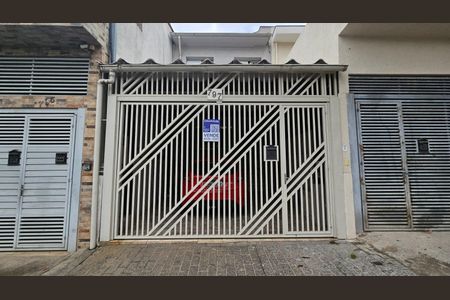 Casa à venda com 126m², 3 quartos e 1 vagaFachada