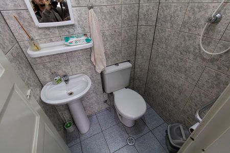 Casa à venda com 126m², 3 quartos e 1 vagaBanheiro 1