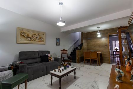 Casa à venda com 126m², 3 quartos e 1 vagaSala