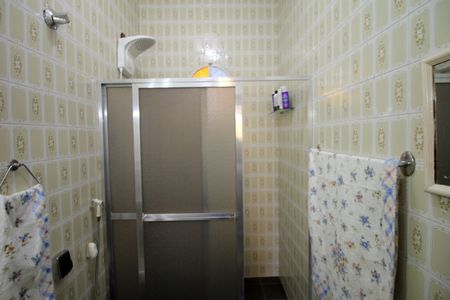 Casa à venda com 150m², 3 quartos e 3 vagasBanheiro da Suíte