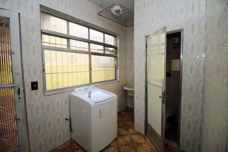 Casa à venda com 150m², 3 quartos e 3 vagasÁrea de Serviço