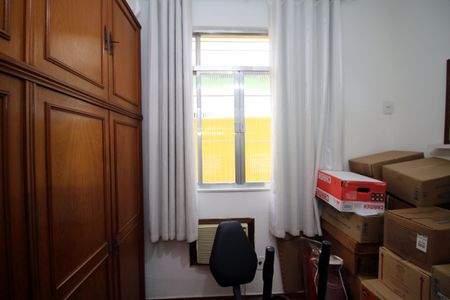 Quarto 1 de casa para alugar com 3 quartos, 150m² em Brás de Pina, Rio de Janeiro