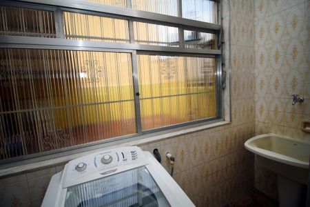 Casa à venda com 150m², 3 quartos e 3 vagasÁrea de Serviço