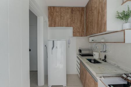 Apartamento para alugar com 32m², 1 quarto e 1 vaga Apartamento para alugar com 32m², 1 quarto e 1 vagaCozinha e Área de Serviço