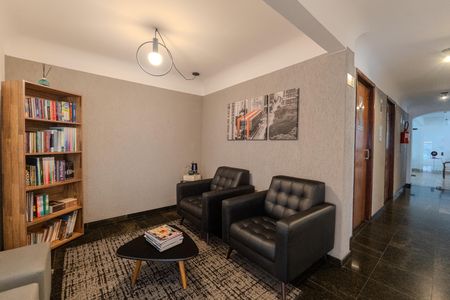 Apartamento para alugar com 32m², 1 quarto e 1 vaga Apartamento para alugar com 32m², 1 quarto e 1 vagaHall de entrada