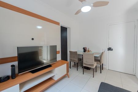 Apartamento para alugar com 32m², 1 quarto e 1 vaga Apartamento para alugar com 32m², 1 quarto e 1 vagaSala